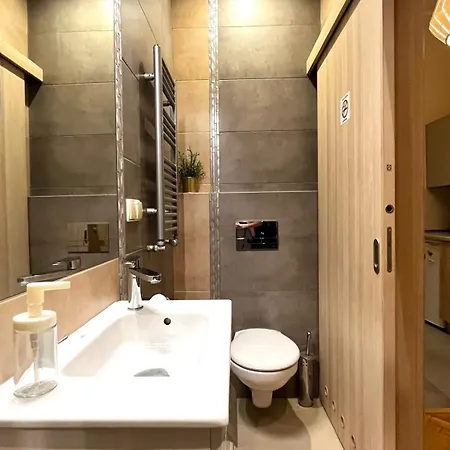 In Center * Cracovia